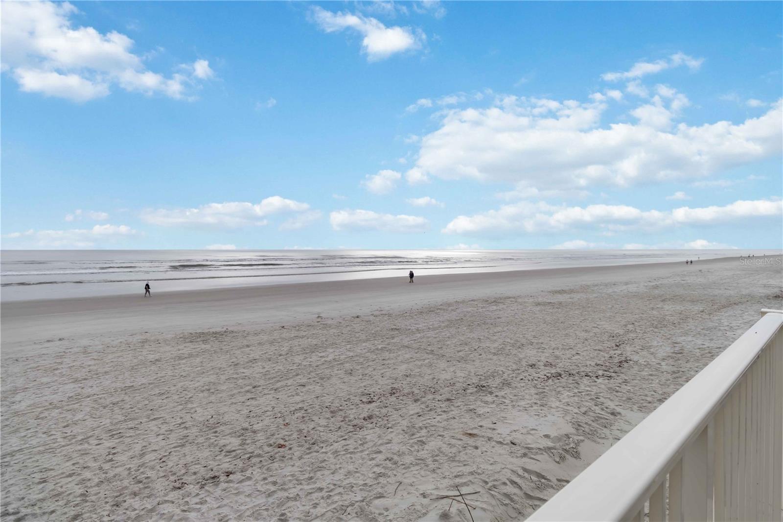 4201 Atlantic Unit 409, New Smyrna Beach, FL 32169