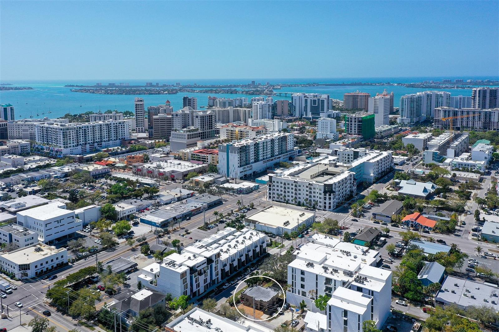1563 4th, Sarasota, FL 34236
