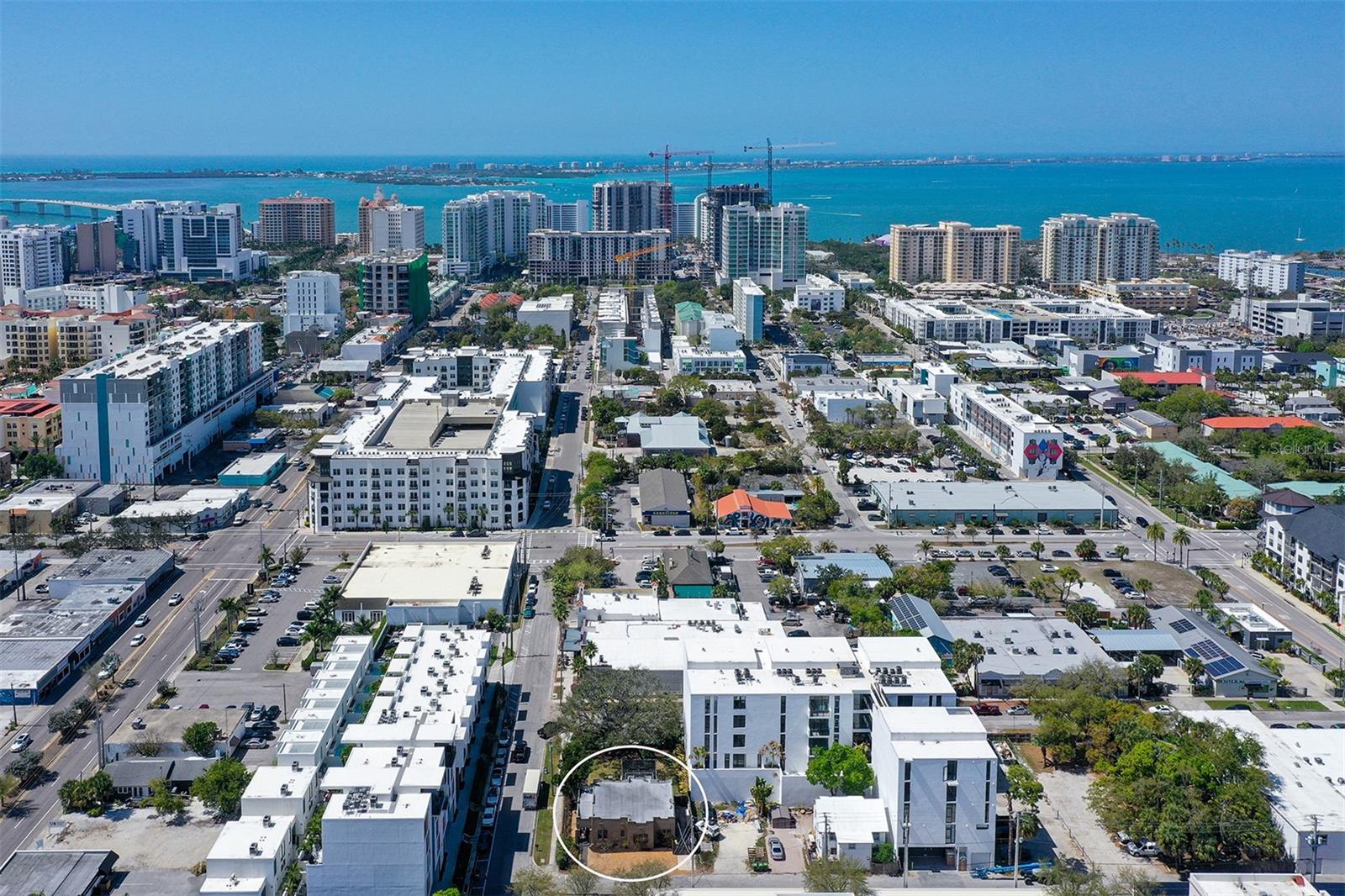 1563 4th, Sarasota, FL 34236