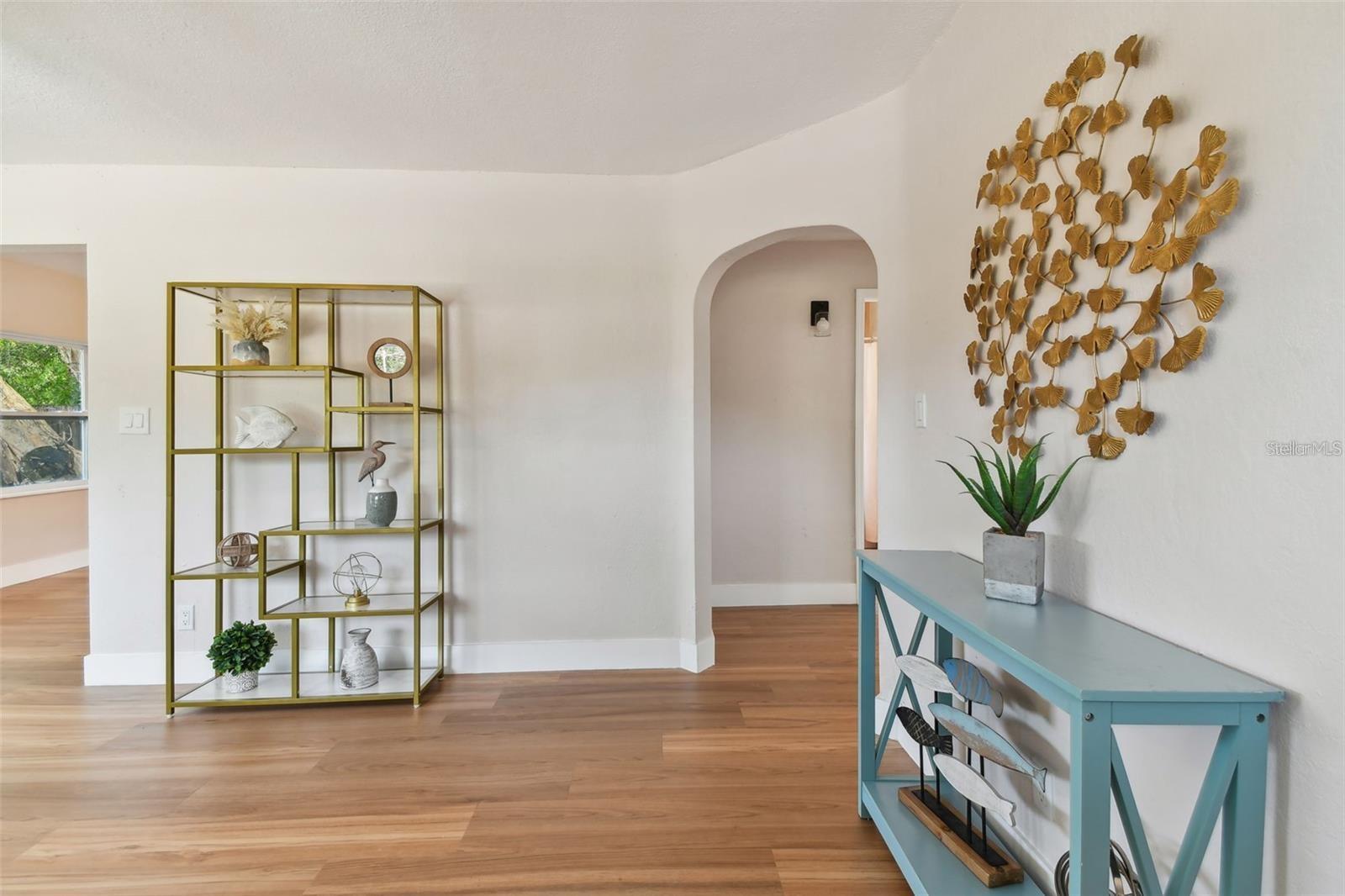 1826 30th, St Petersburg, FL 33712