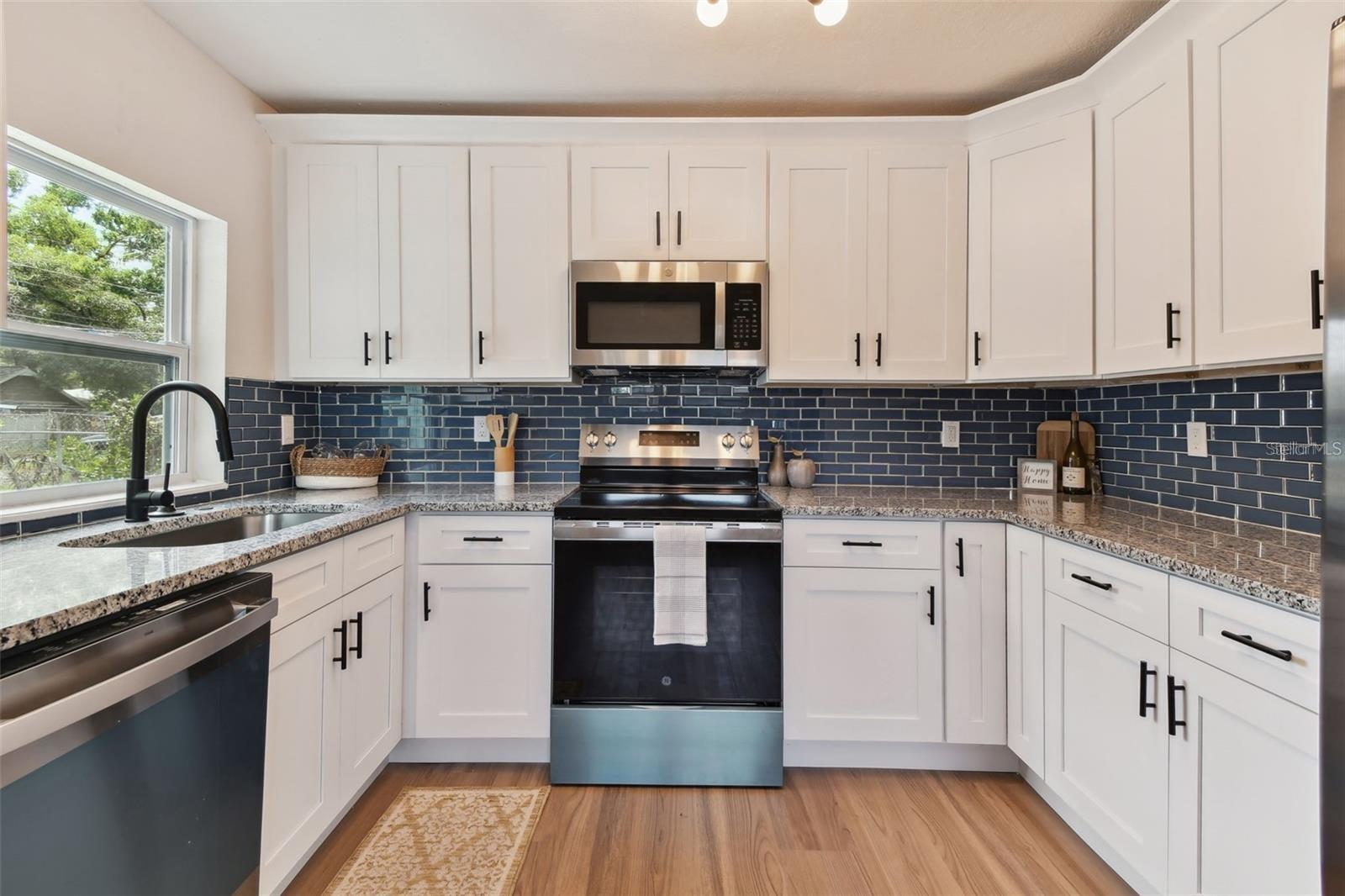 1826 30th, St Petersburg, FL 33712