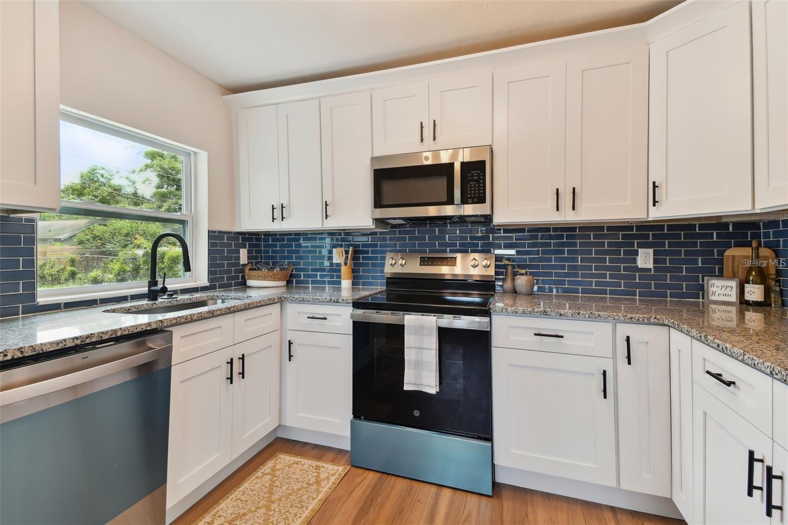 1826 30th, St Petersburg, FL 33712