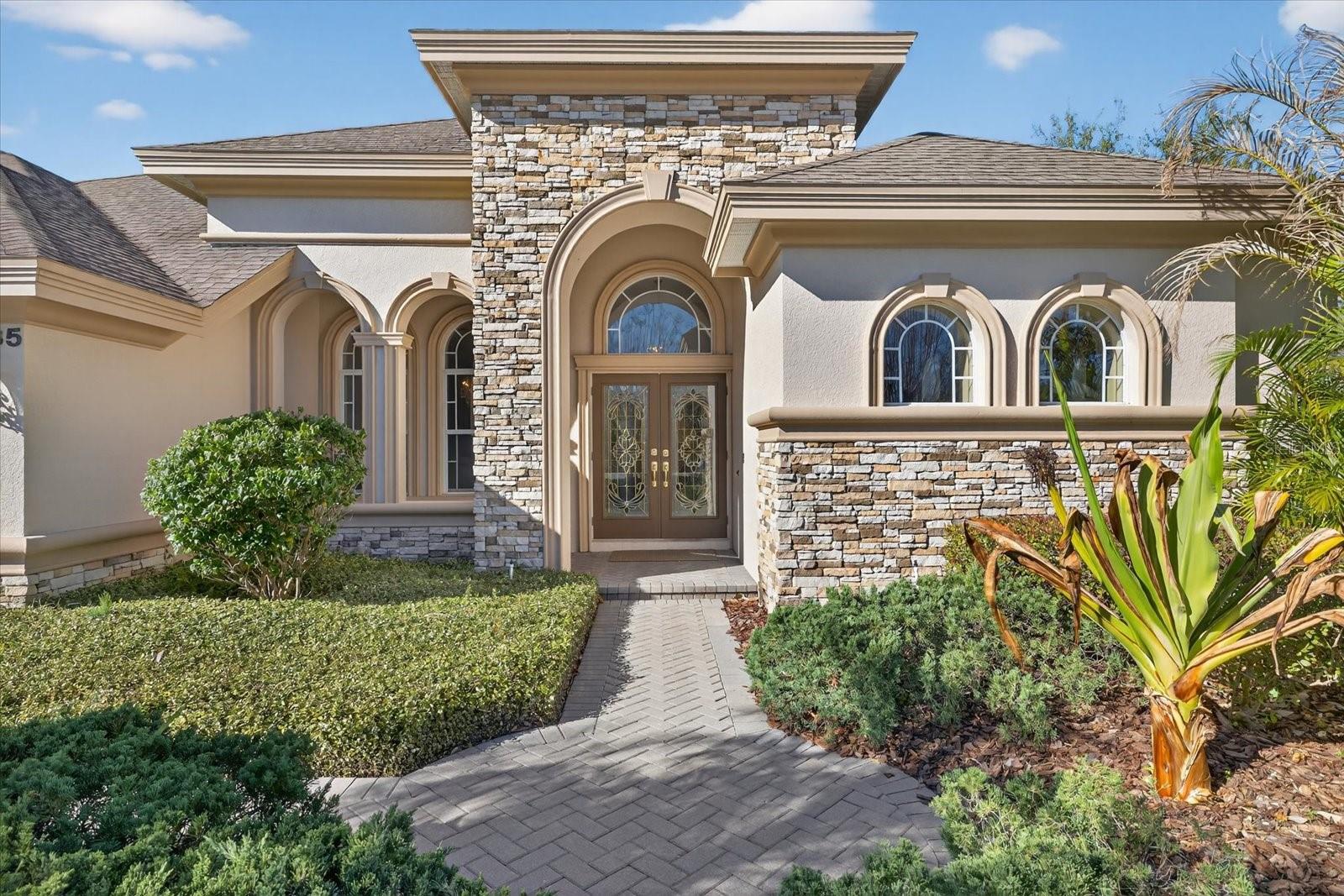 3185 Burberry, Tarpon Springs, FL 34688