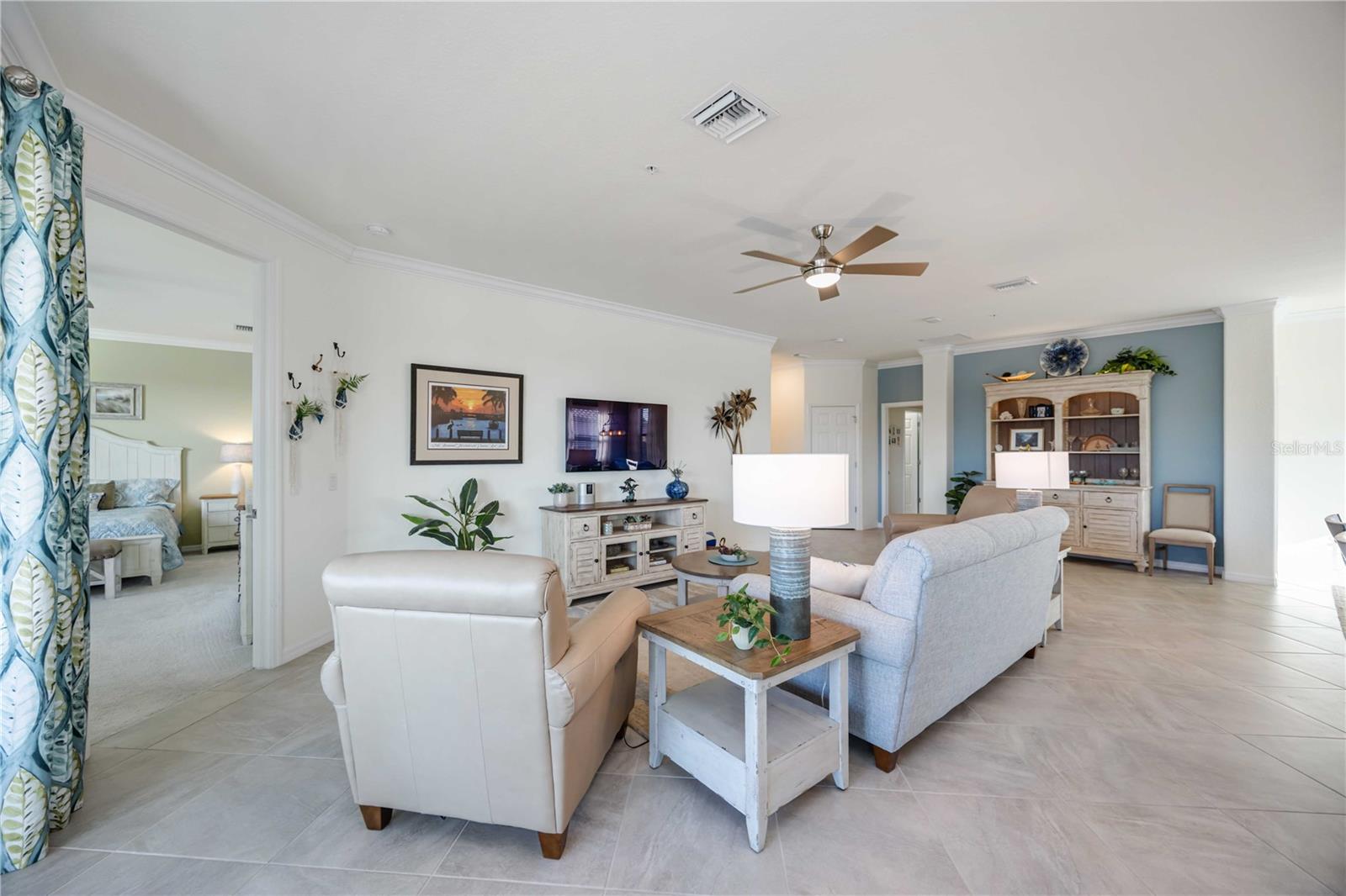 12485 Ghiberti Unit 201, Venice, FL 34293
