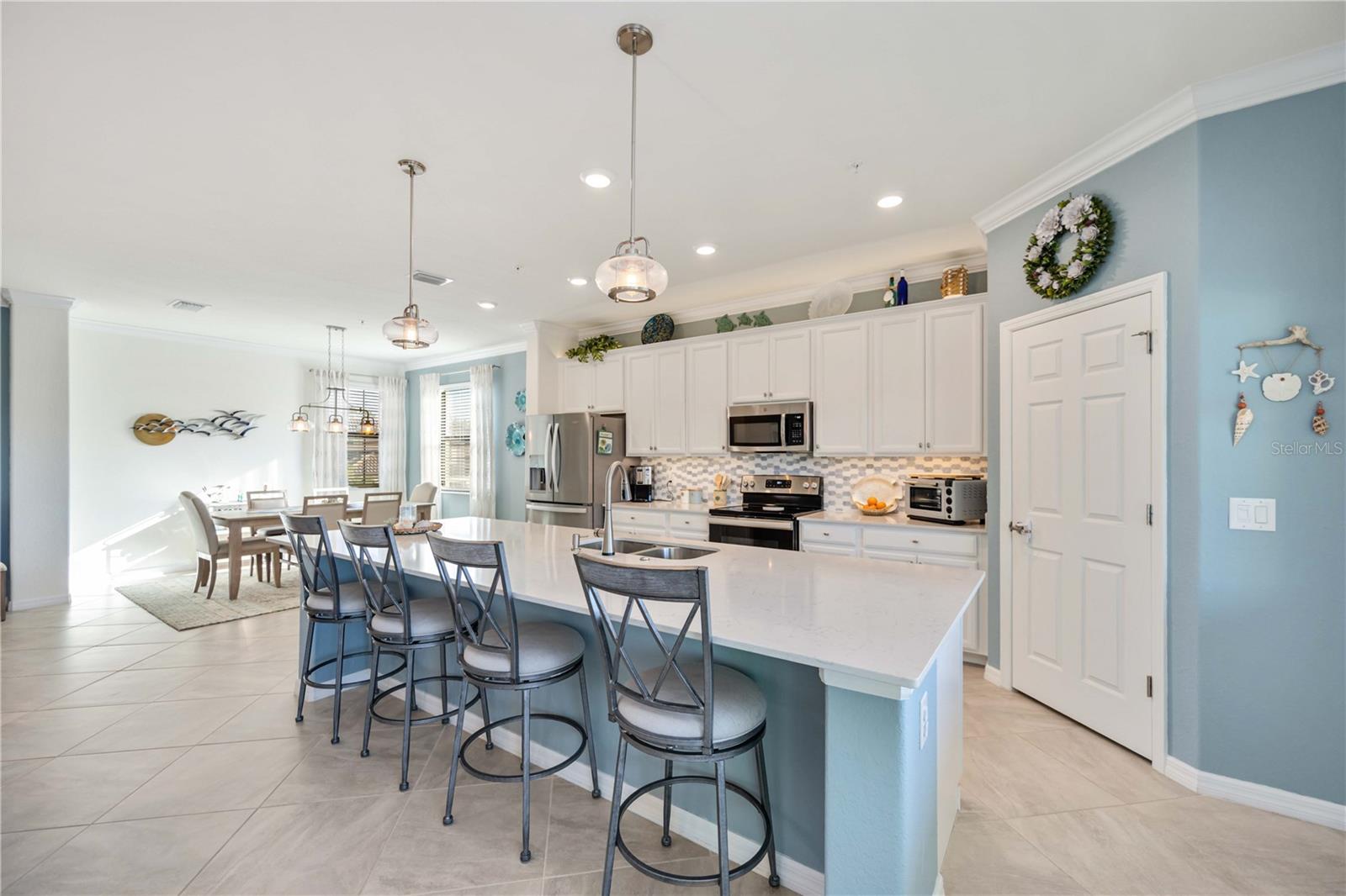 12485 Ghiberti Unit 201, Venice, FL 34293