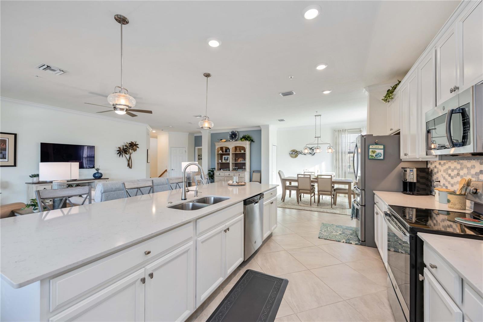 12485 Ghiberti Unit 201, Venice, FL 34293
