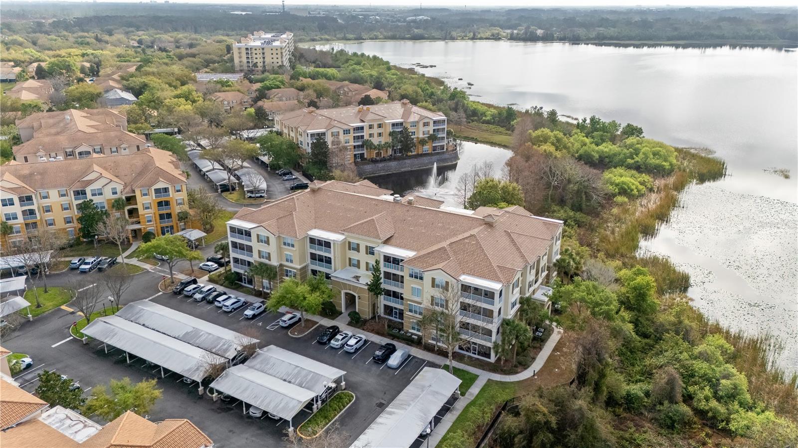 3362 Robert Trent Jones Unit 10407, Orlando, FL 32835