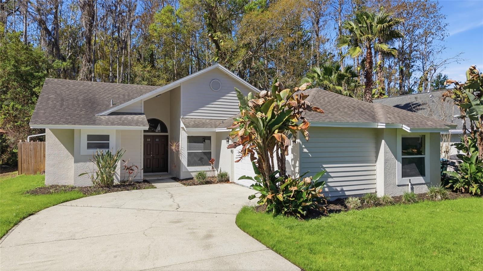 812 Crestridge, Tarpon Springs, FL 34688