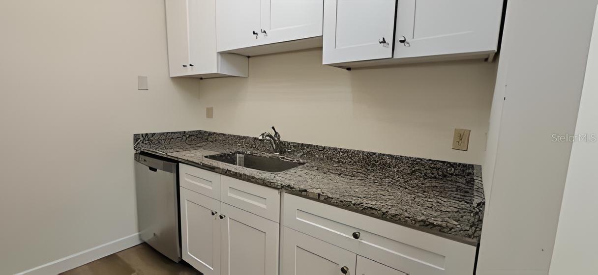 1712 Belleair Forest Unit A, Belleair, FL 33756