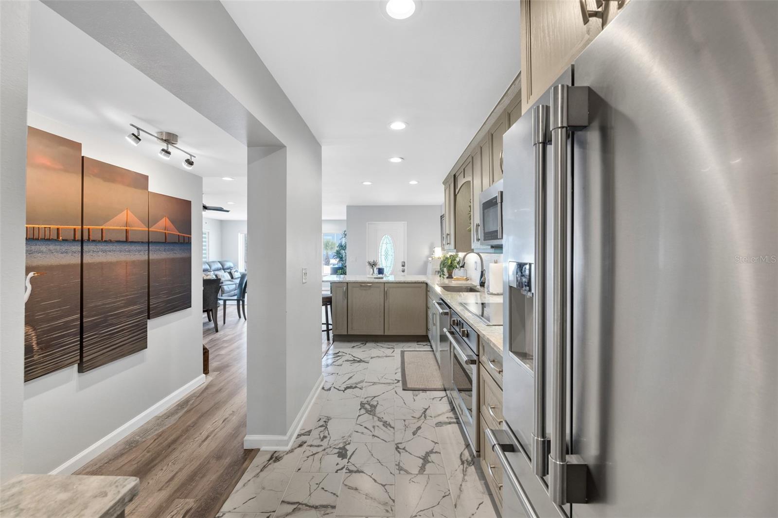 5400 Gulf Unit 32, Holmes Beach, FL 34217