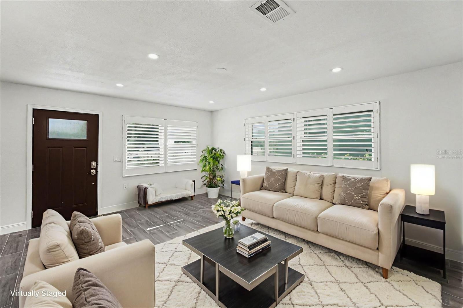 318 Bath, Tarpon Springs, FL 34689