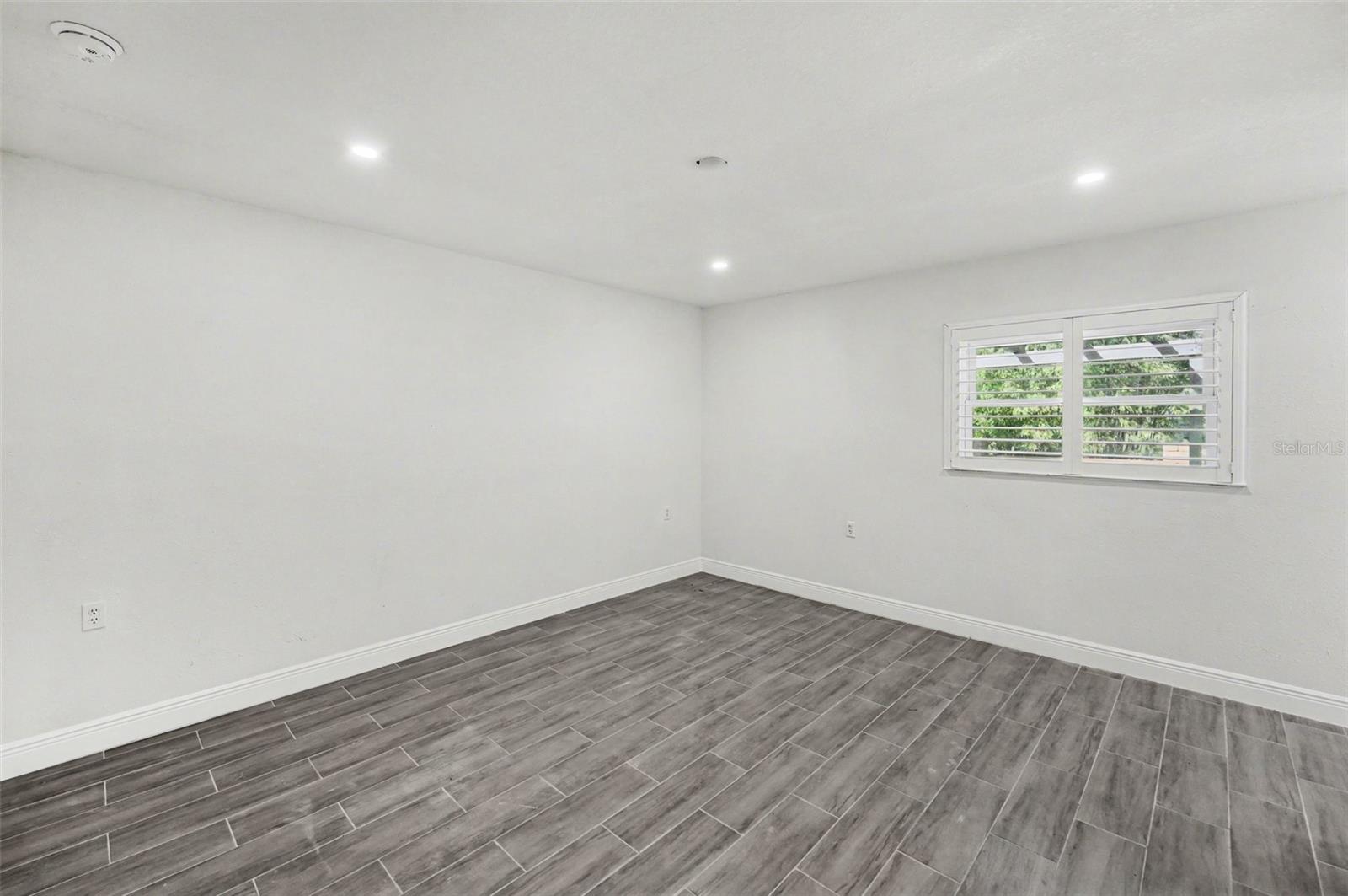 318 Bath, Tarpon Springs, FL 34689