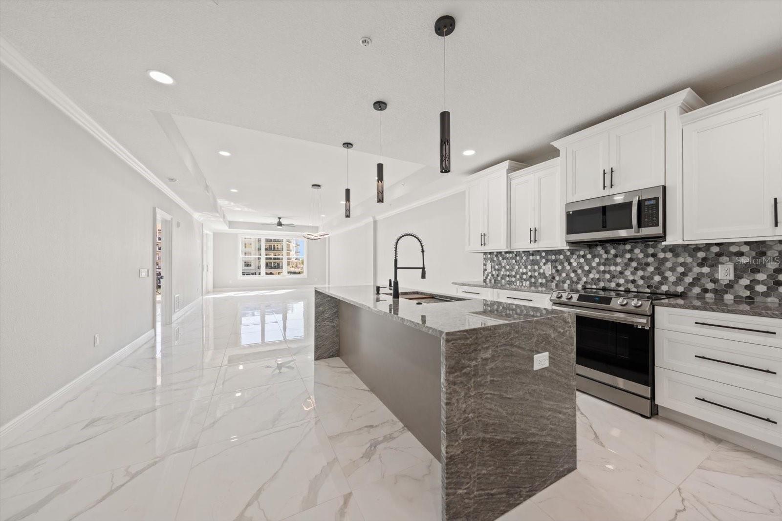 211 Dolphin Unit 201, Clearwater, FL 33767