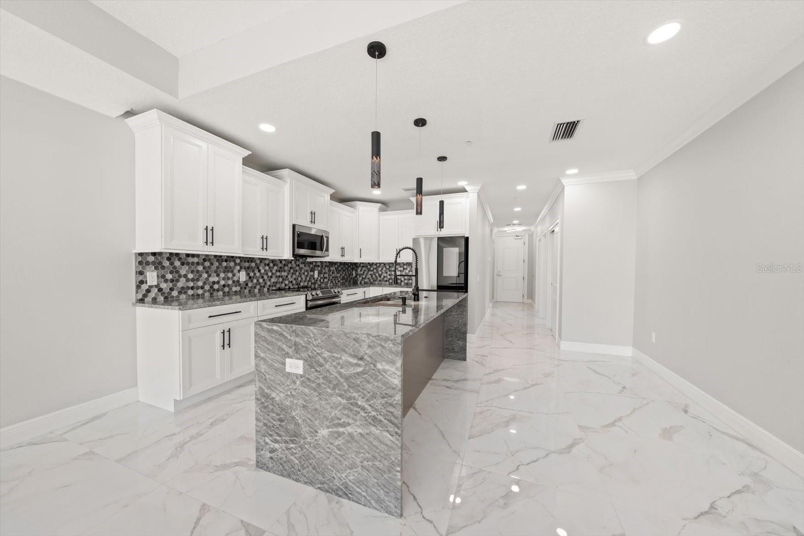 211 Dolphin Unit 201, Clearwater, FL 33767