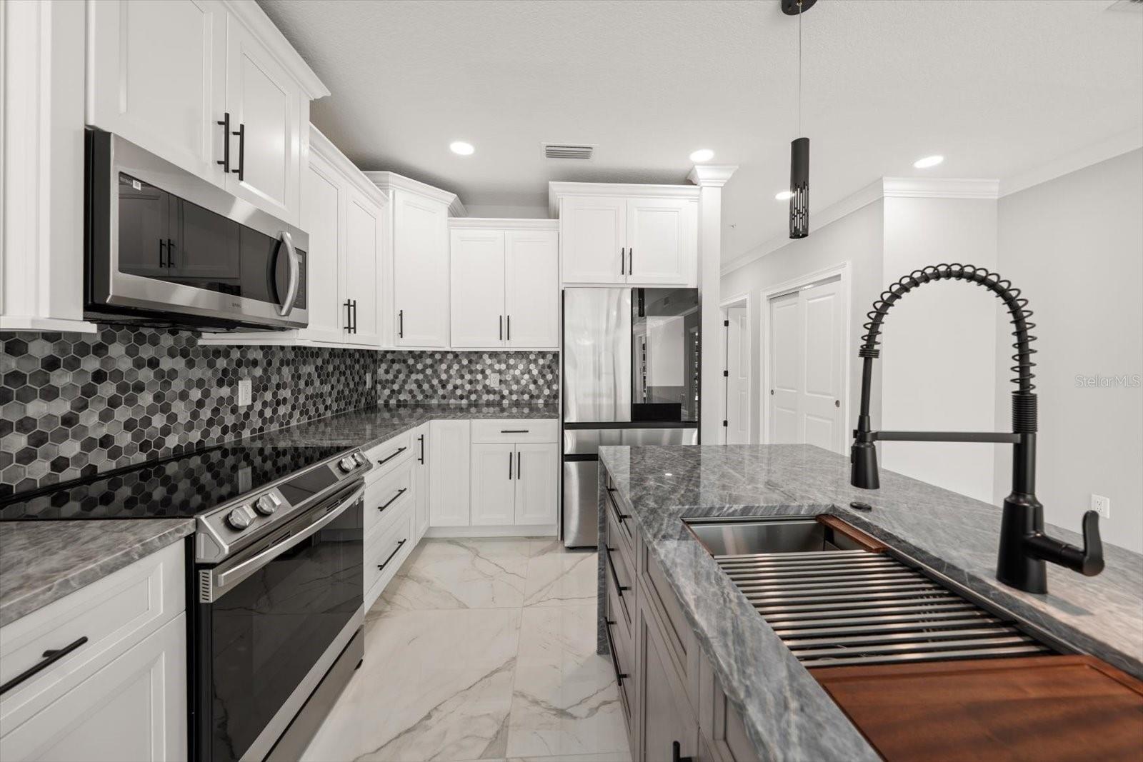 211 Dolphin Unit 201, Clearwater, FL 33767