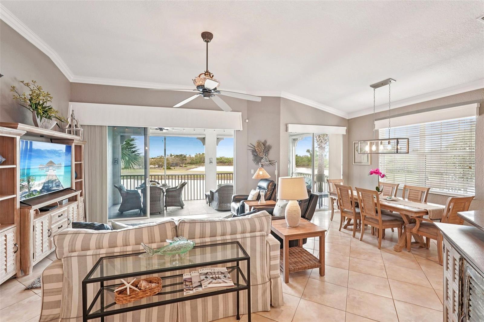 1435 Emerald Dunes, Sun City Center, FL 33573