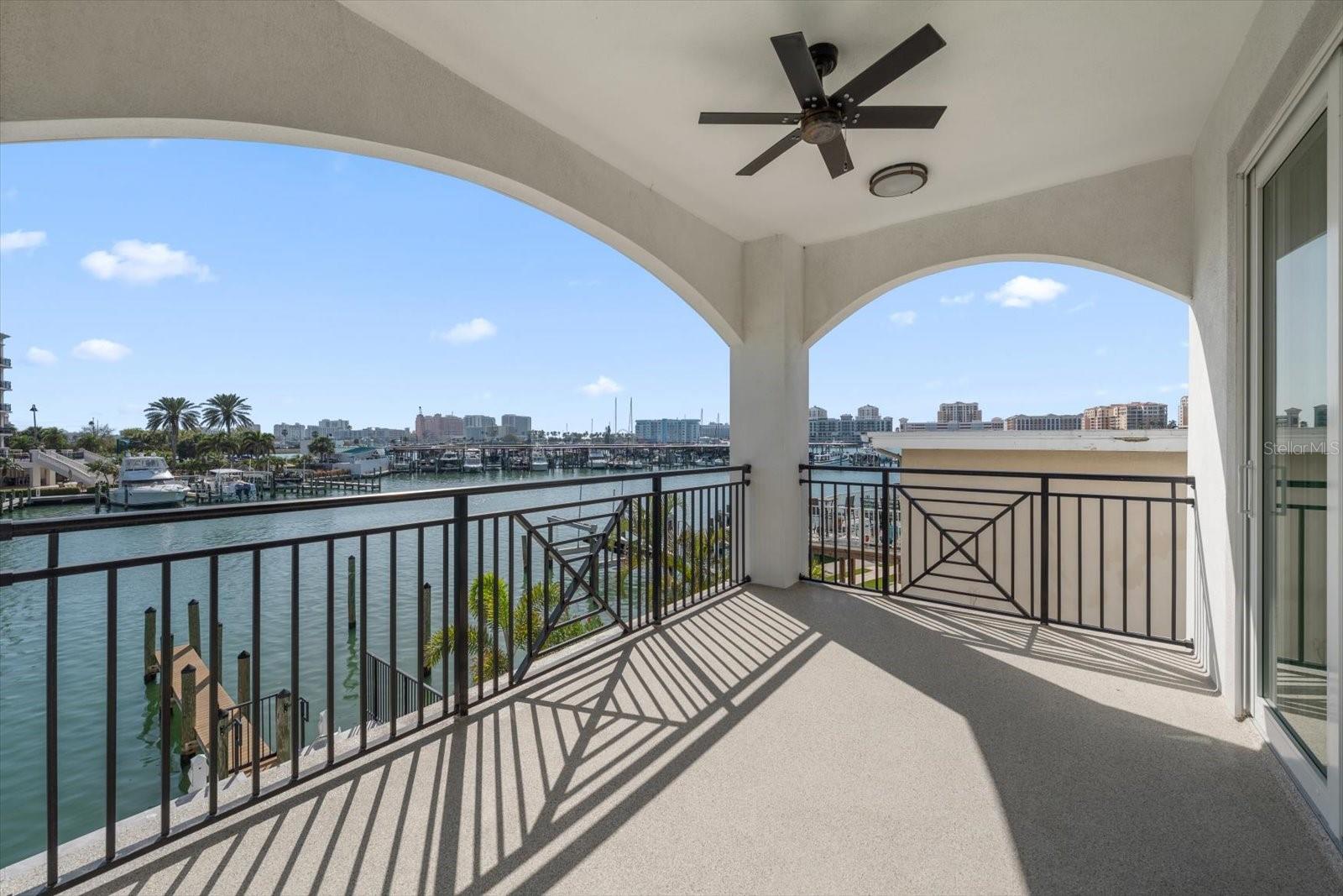 211 Dolphin Unit 203, Clearwater, FL 33767