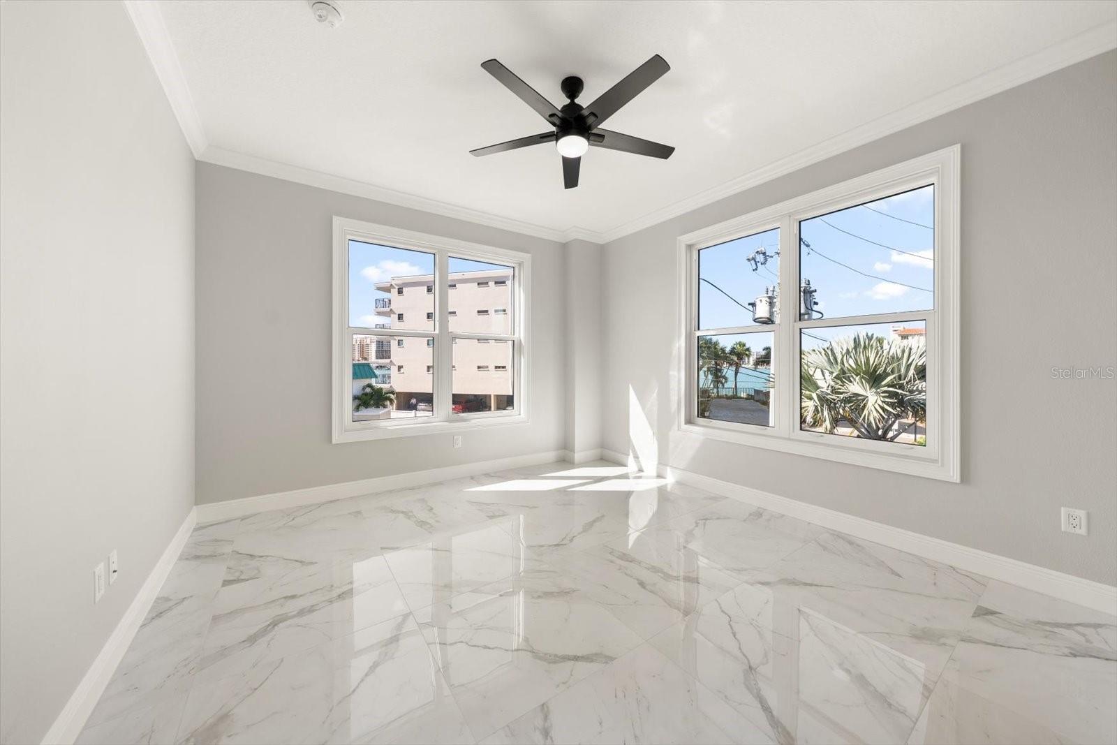 211 Dolphin Unit 203, Clearwater, FL 33767