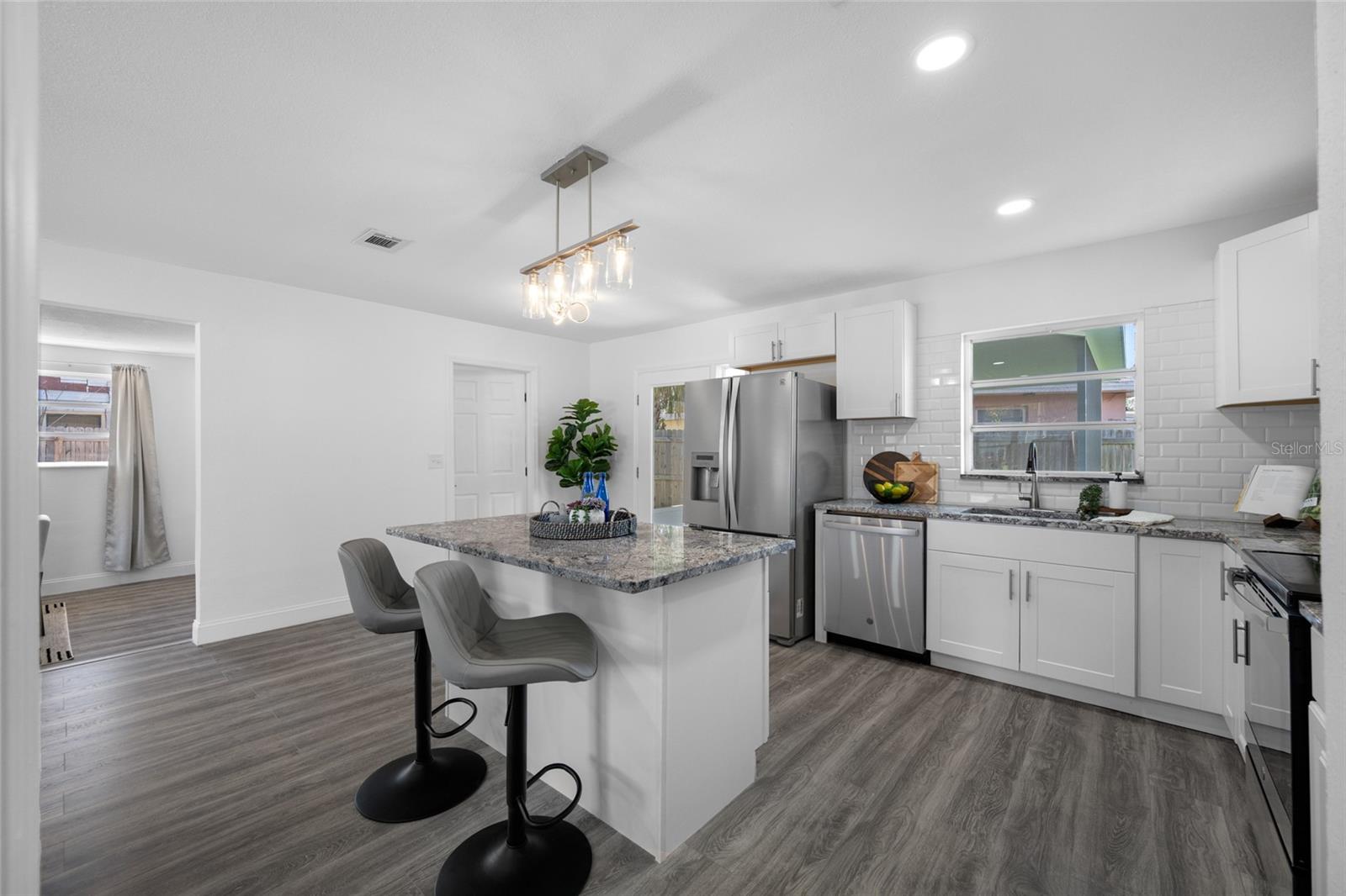 4916 Carlyle, Tampa, FL 33615