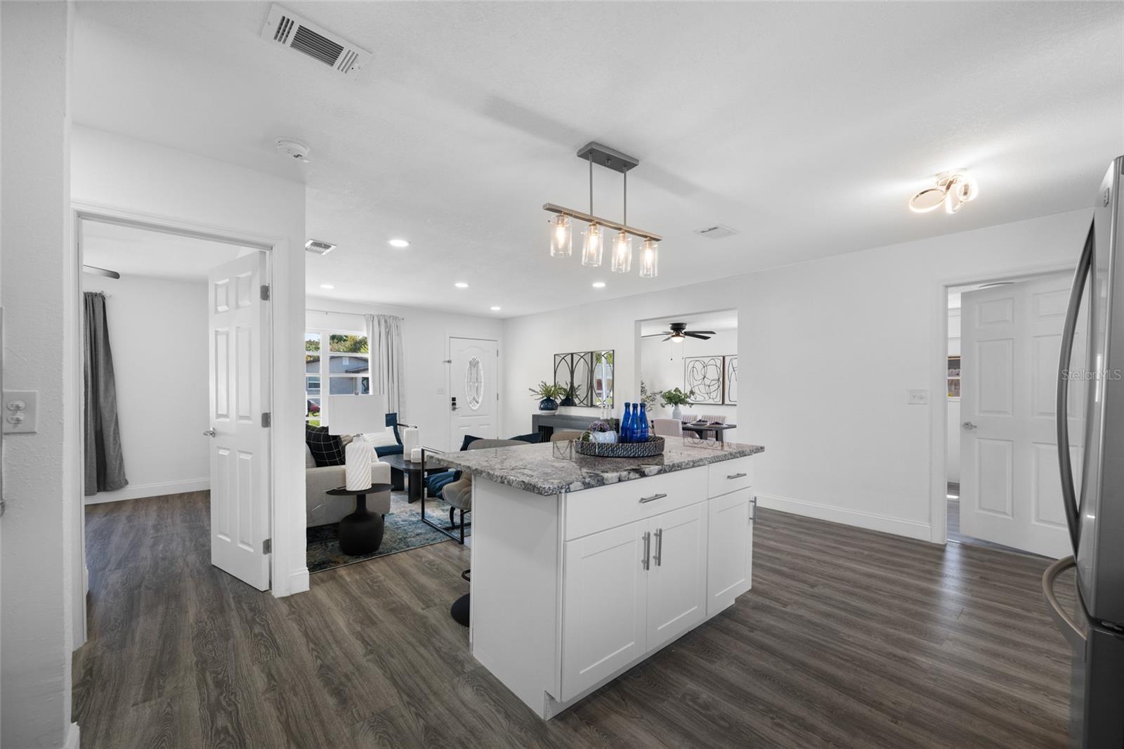 4916 Carlyle, Tampa, FL 33615