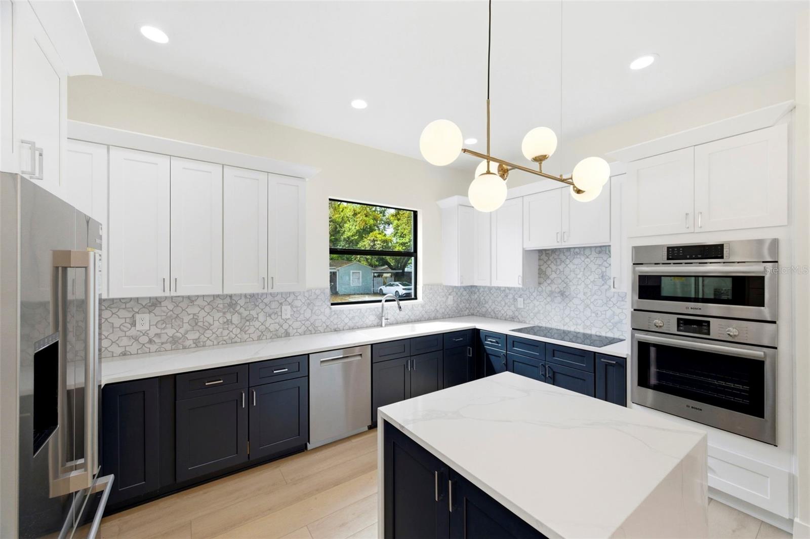 4543 26th, St Petersburg, FL 33711