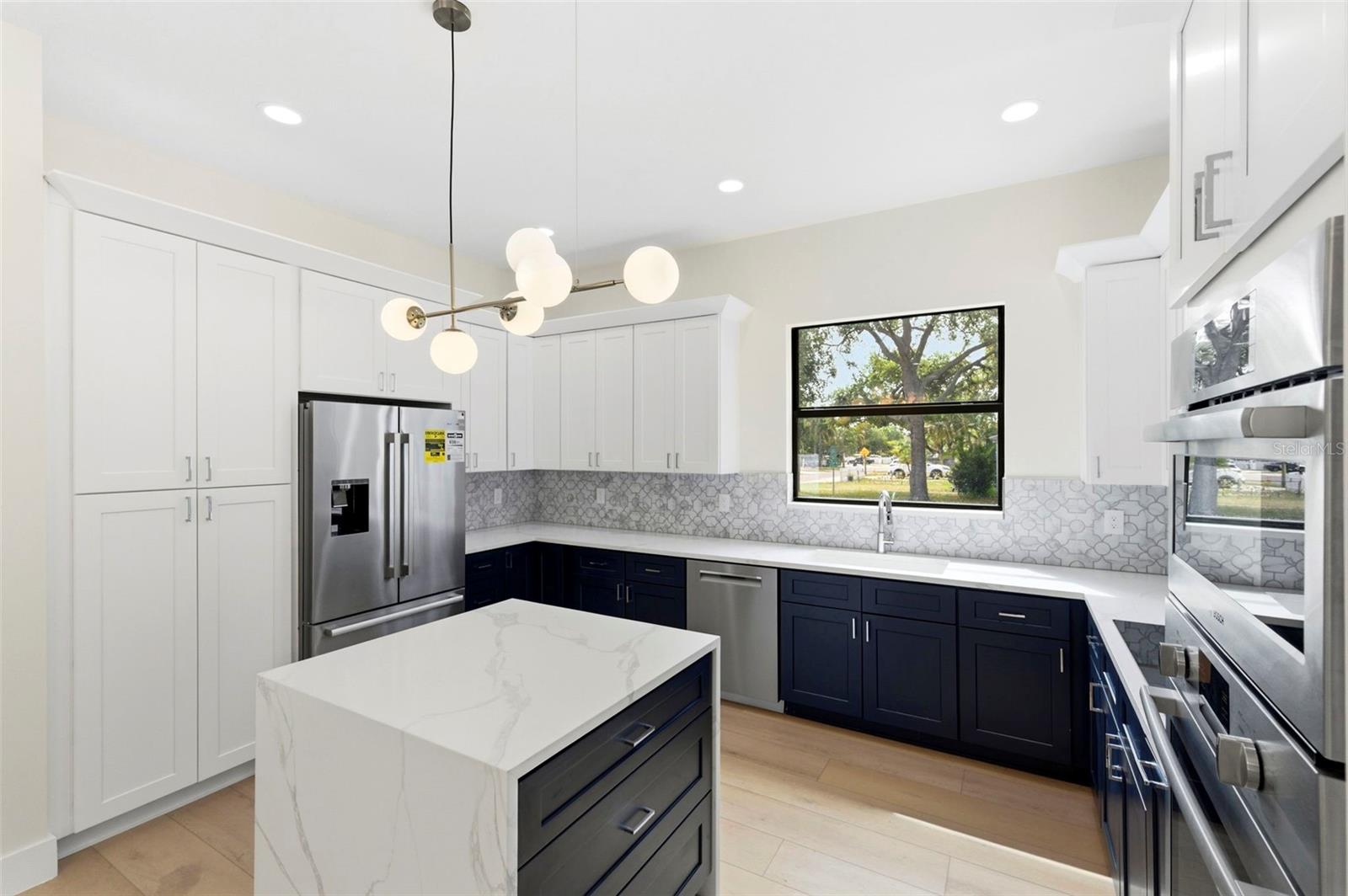 4543 26th, St Petersburg, FL 33711