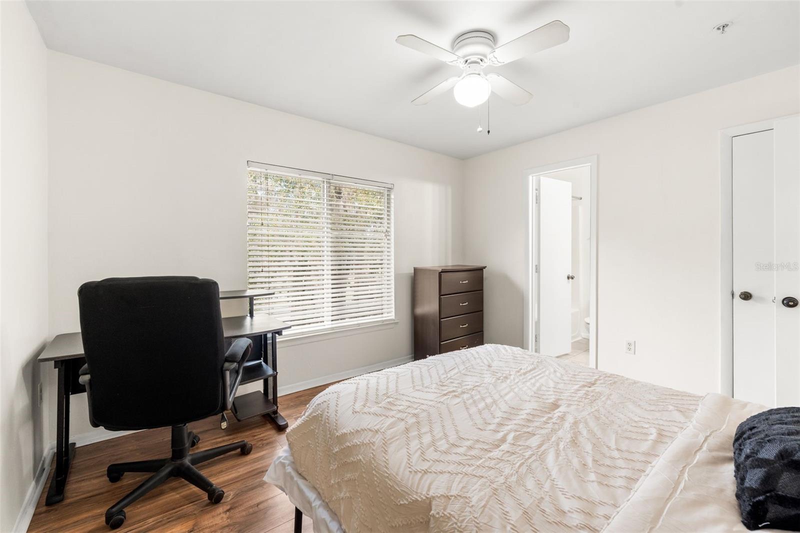 4000 23rd Unit 4-303, Gainesville, FL 32608