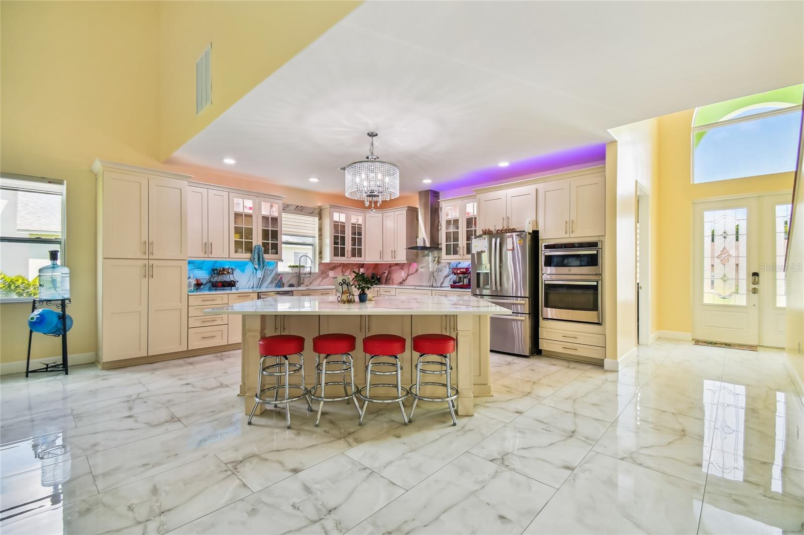 711 Eagle, Apollo Beach, FL 33572