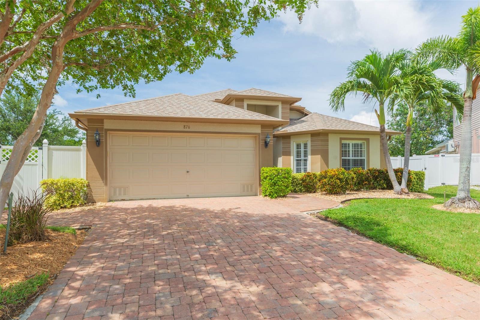 876 Addison, St Petersburg, FL 33716
