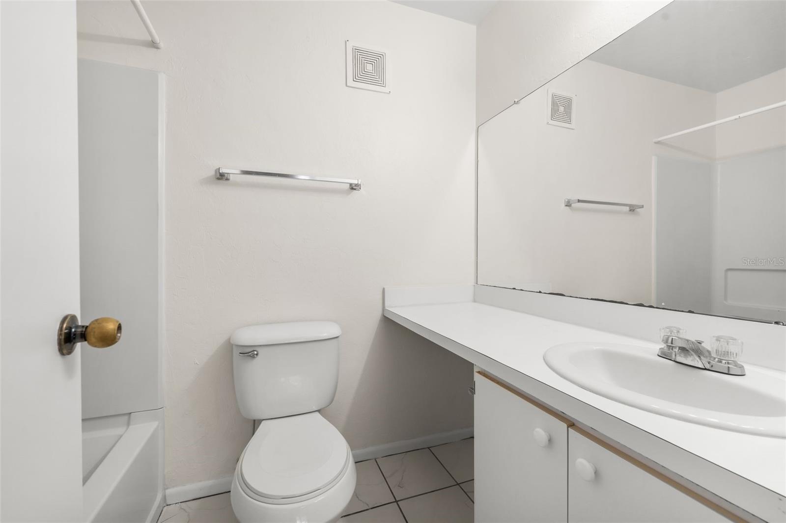 4000 23rd Unit 2-303, Gainesville, FL 32608