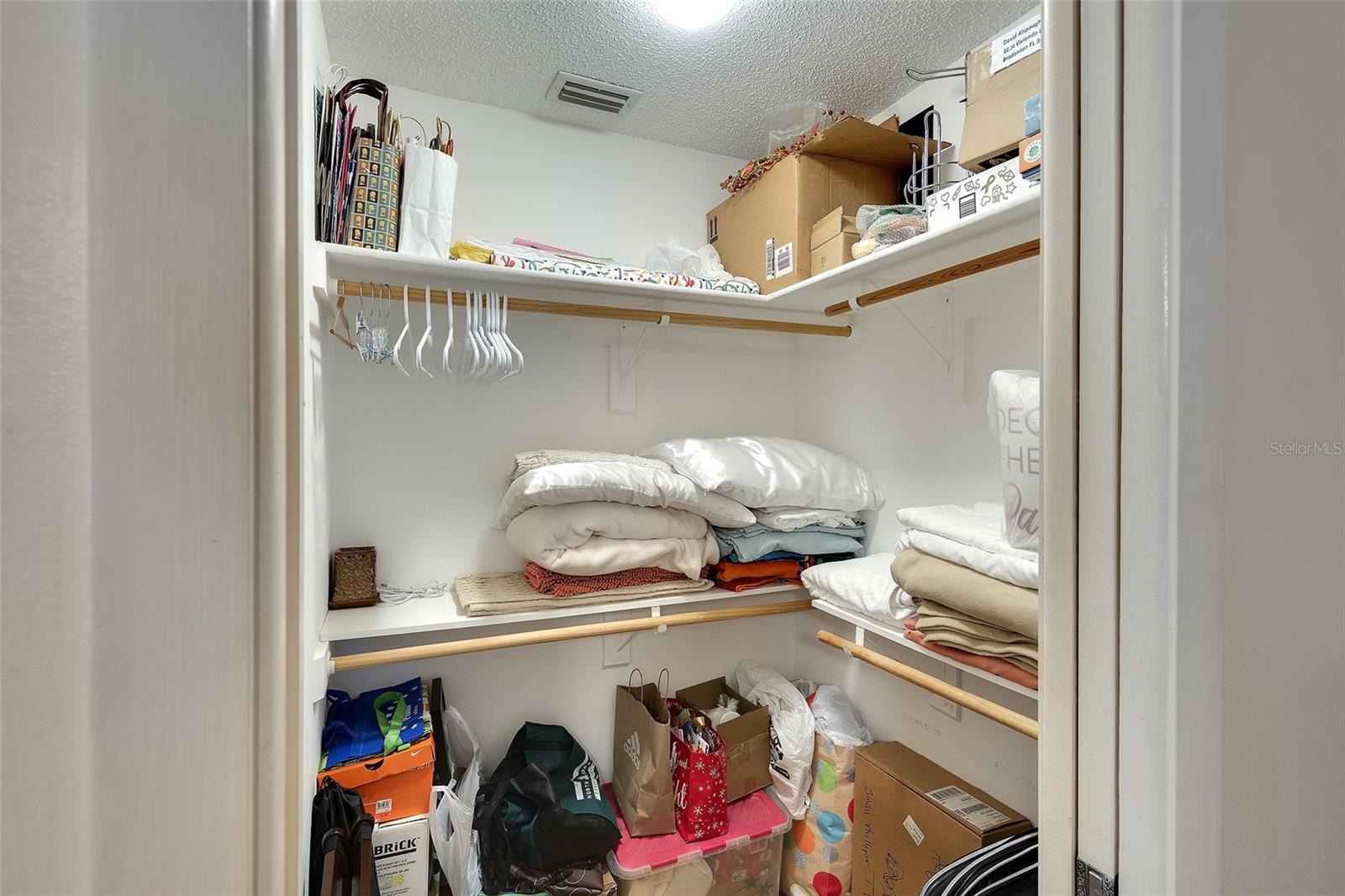 6004 Vivienda Unit 8, Bradenton, FL 34207