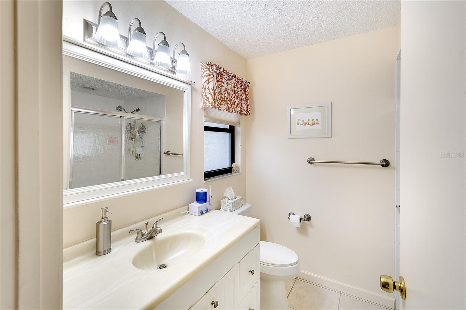6004 Vivienda Unit 8, Bradenton, FL 34207
