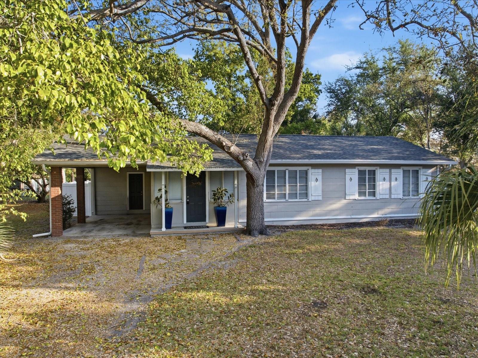 1891 Prospect, Sarasota, FL 34239