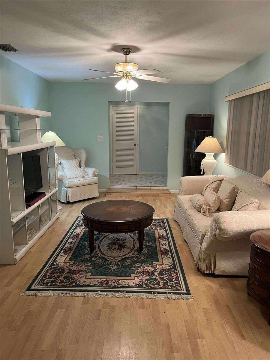 608 Knowles, Brandon, FL 33511