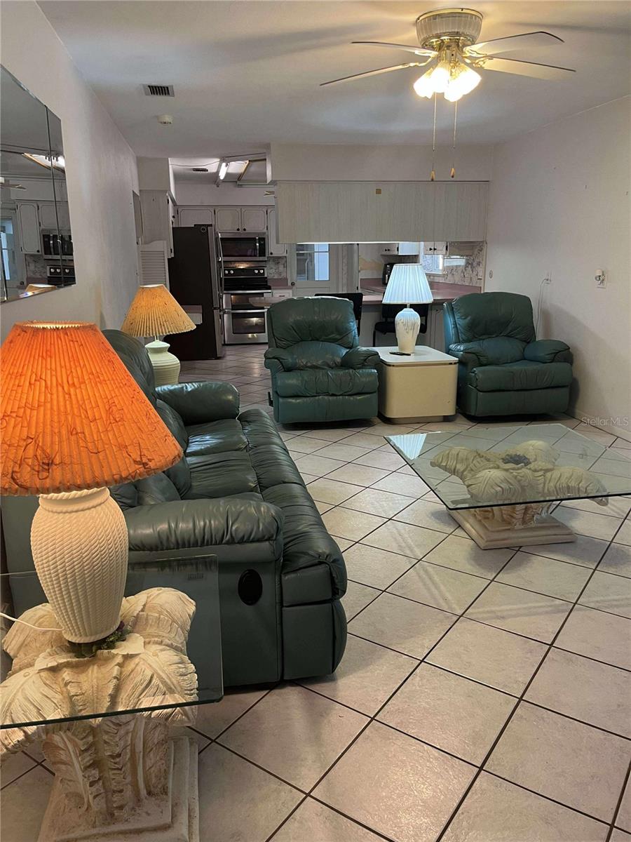 608 Knowles, Brandon, FL 33511