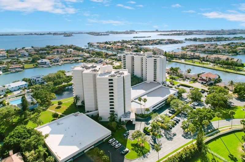 5940 Pelican Bay Unit 1105, Gulfport, FL 33707