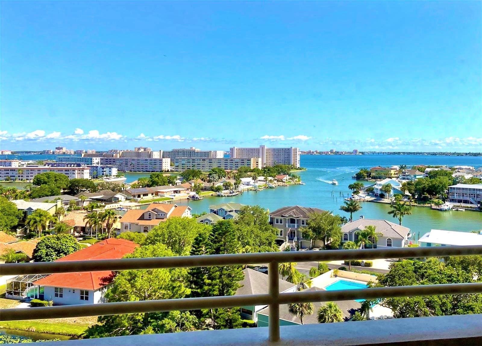 5940 Pelican Bay Unit 1105, Gulfport, FL 33707