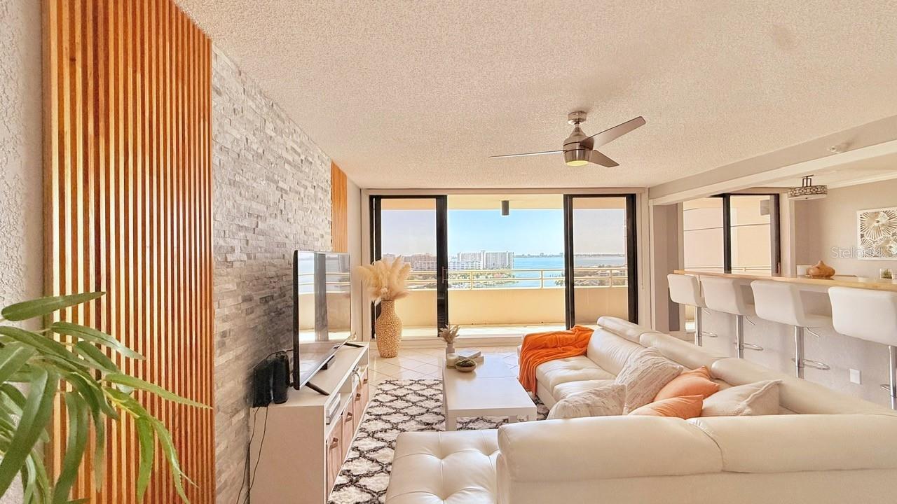5940 Pelican Bay Unit 1105, Gulfport, FL 33707