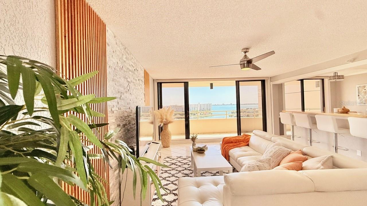 5940 Pelican Bay Unit 1105, Gulfport, FL 33707