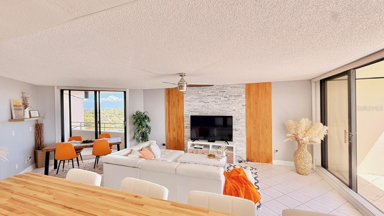 5940 Pelican Bay Unit 1105, Gulfport, FL 33707