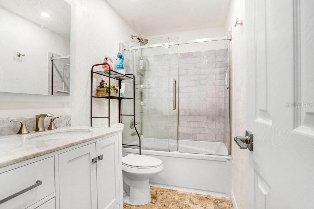5012 Starfish Unit B, St Petersburg, FL 33705