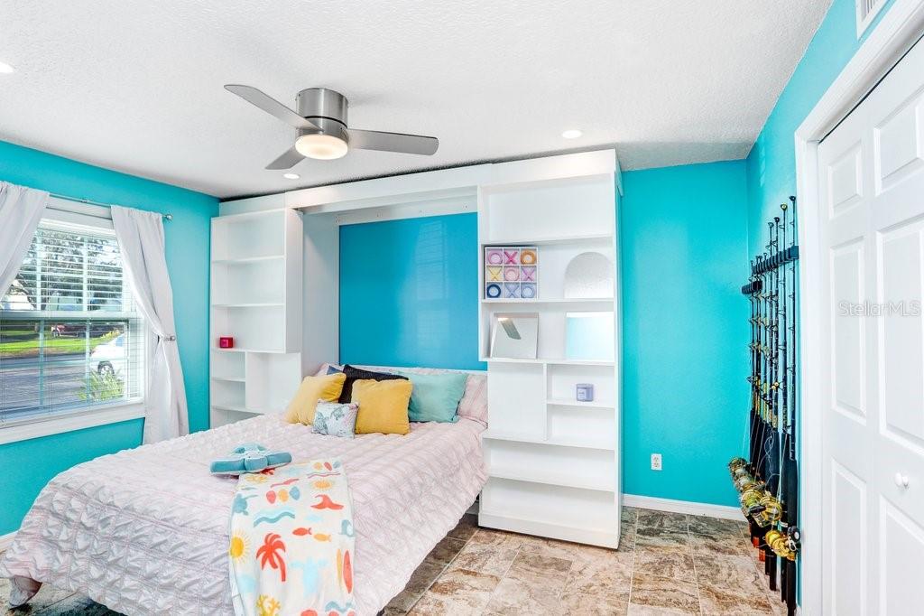 5012 Starfish Unit B, St Petersburg, FL 33705