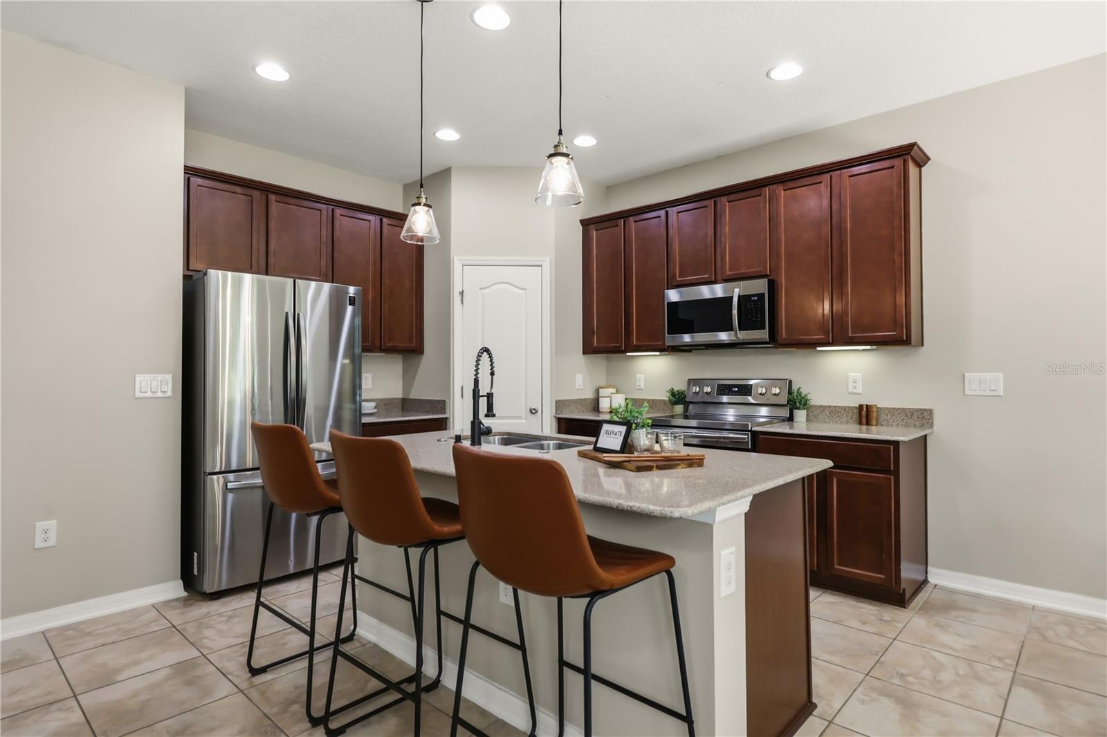 215 Lakeshore, Davenport, FL 33837