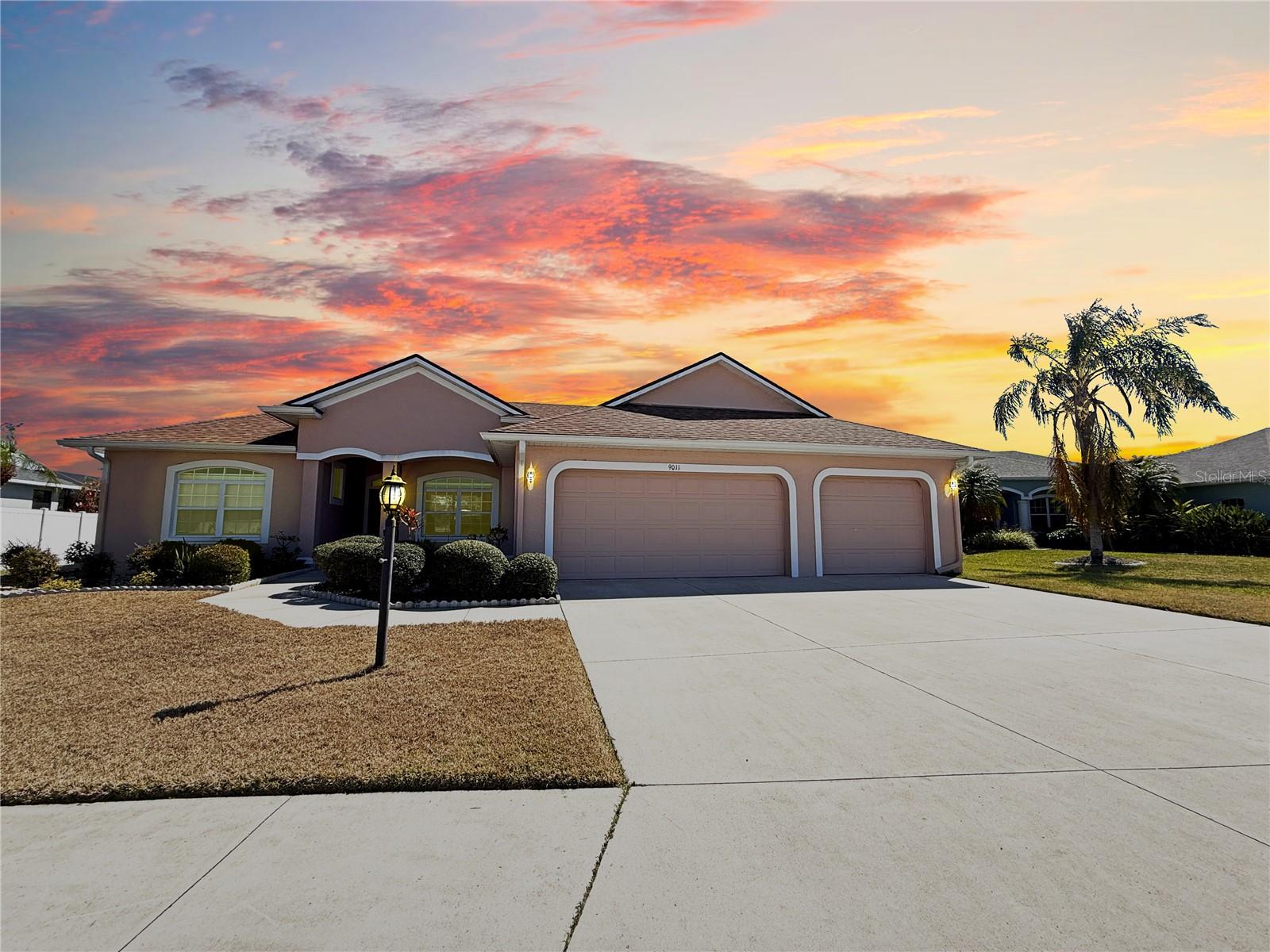 9011 Province, Sarasota, FL 34240