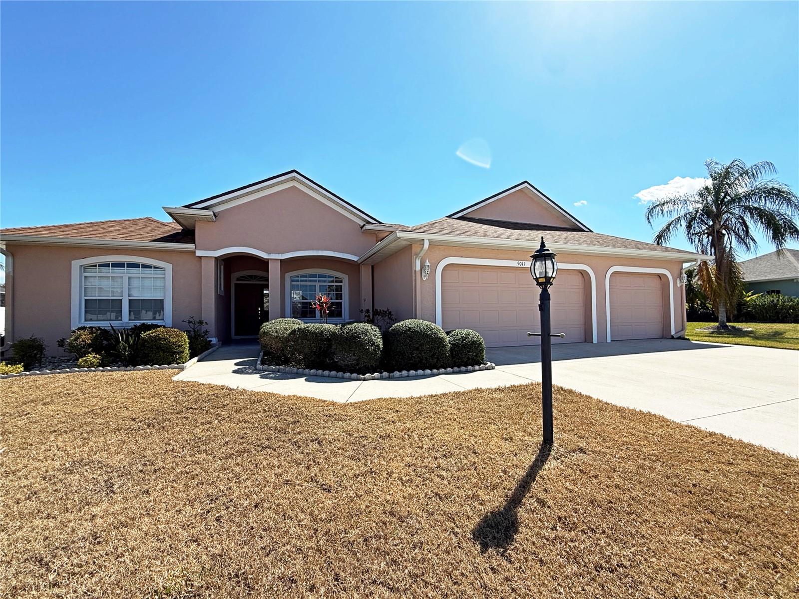 9011 Province, Sarasota, FL 34240