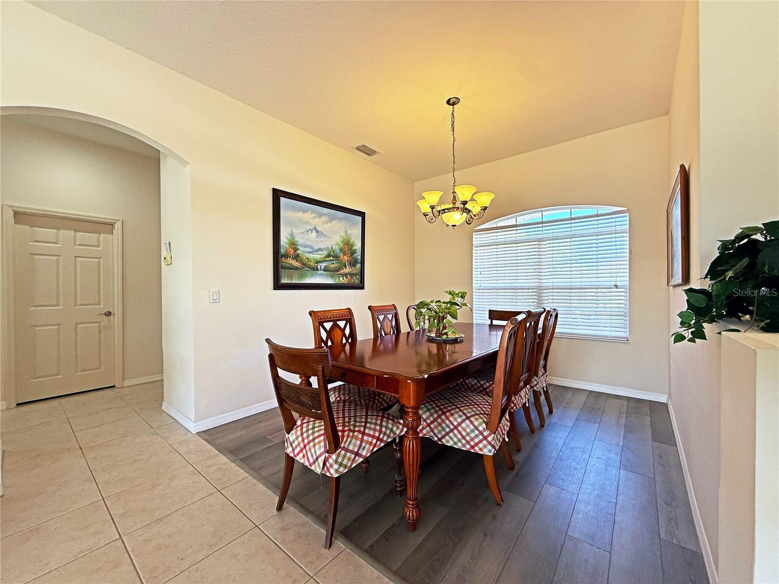 9011 Province, Sarasota, FL 34240