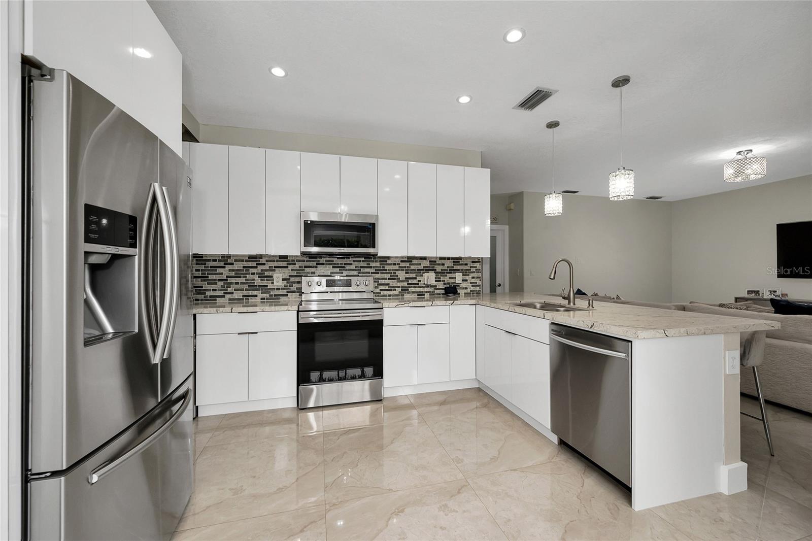 1385 143rd, Miami, FL 33184