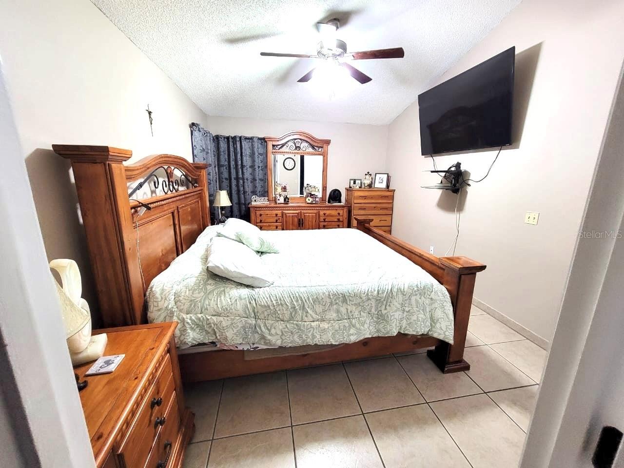 1946 Excalibur, Orlando, FL 32822