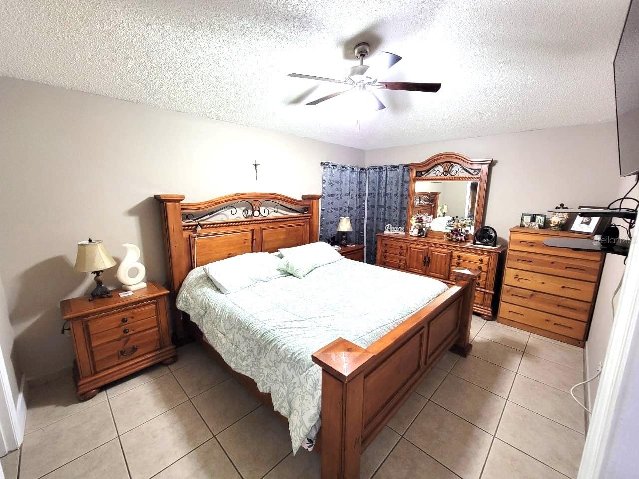 1946 Excalibur, Orlando, FL 32822