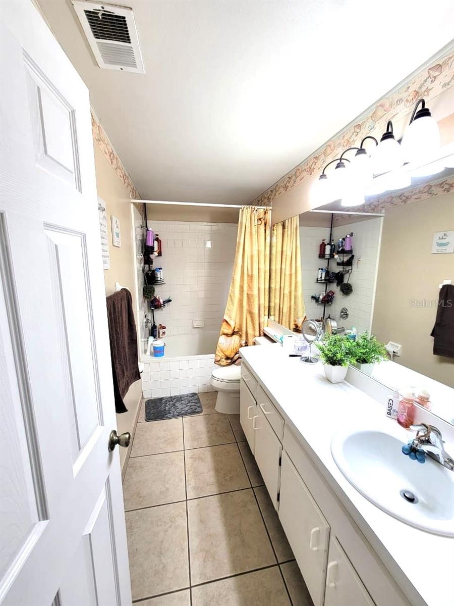 1946 Excalibur, Orlando, FL 32822